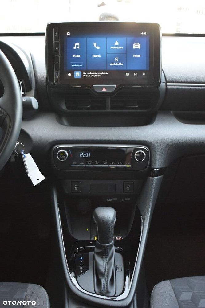 Toyota Yaris Hybrid 1.5 Style - 19