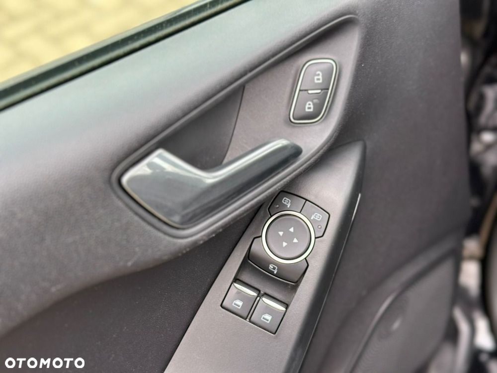 Ford Fiesta - 20