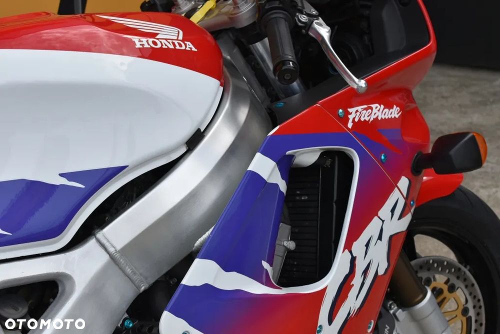 Honda CBR - 38