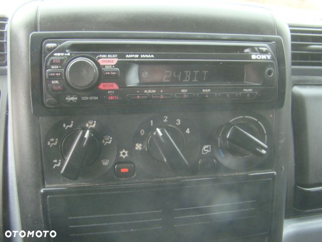 Mitsubishi CANTR 3.0TDI MODEL 70 WYWROTKA+WINDA 1000KG 3.30M 3.5T - 25