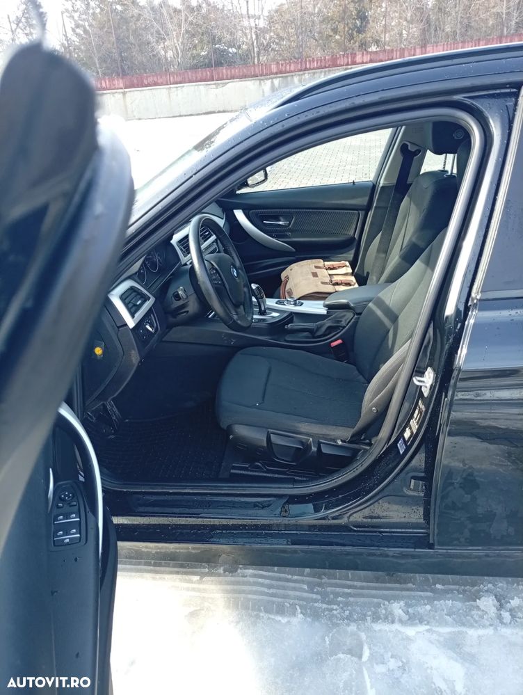 BMW Seria 3 320d Aut. - 7