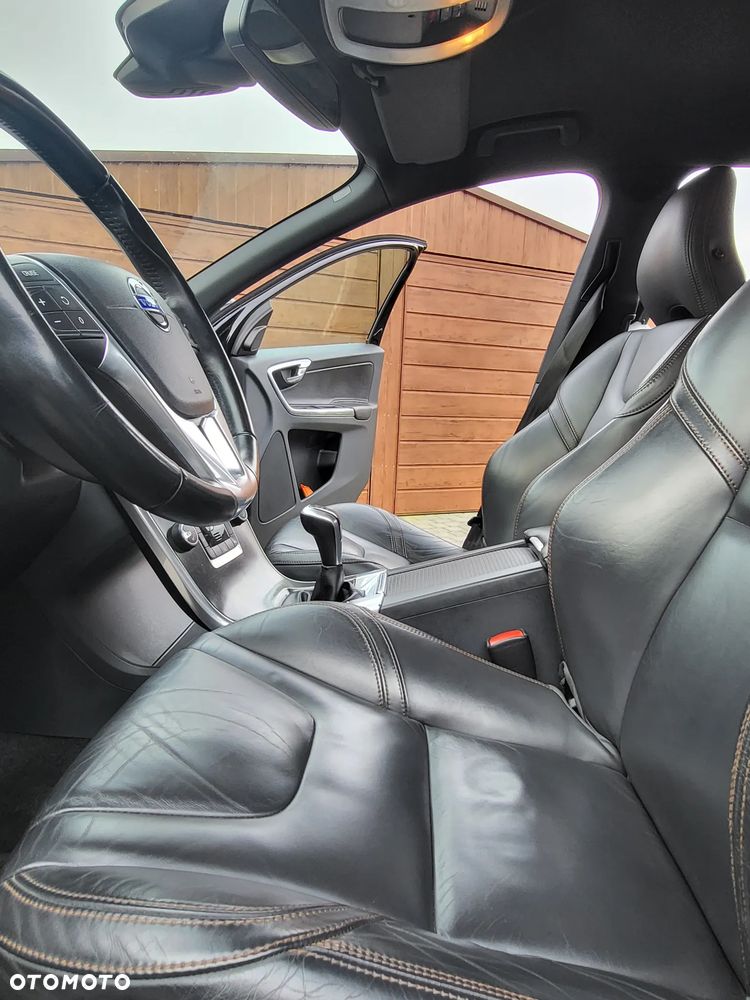 Volvo XC 60 - 2