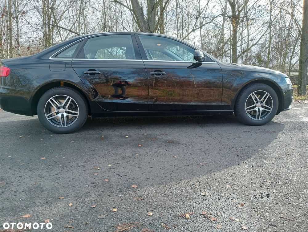 Audi A4 Limousine - 6