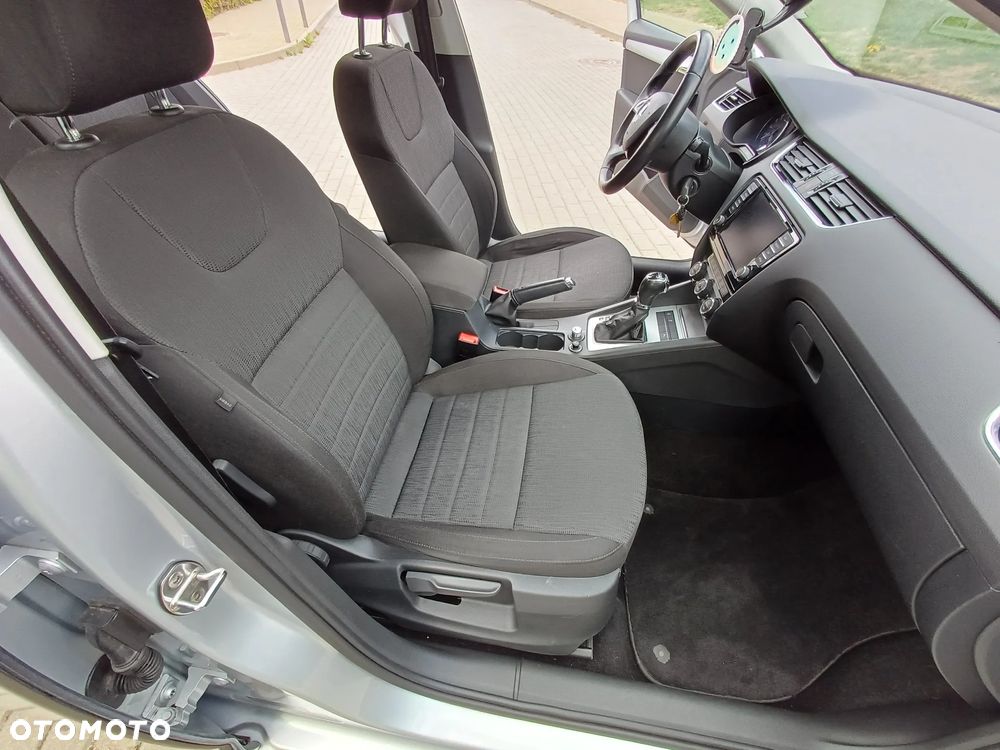 Skoda Octavia 2.0 TDI Elegance DSG - 11