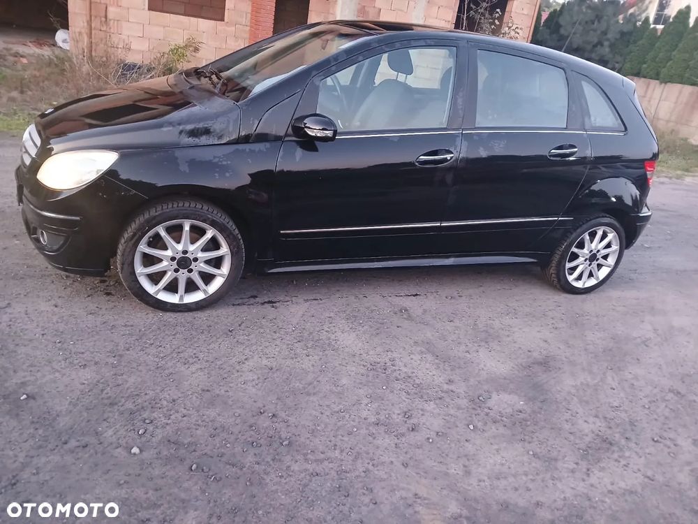 Mercedes-Benz Klasa B 200 SPORT EDITION - 2