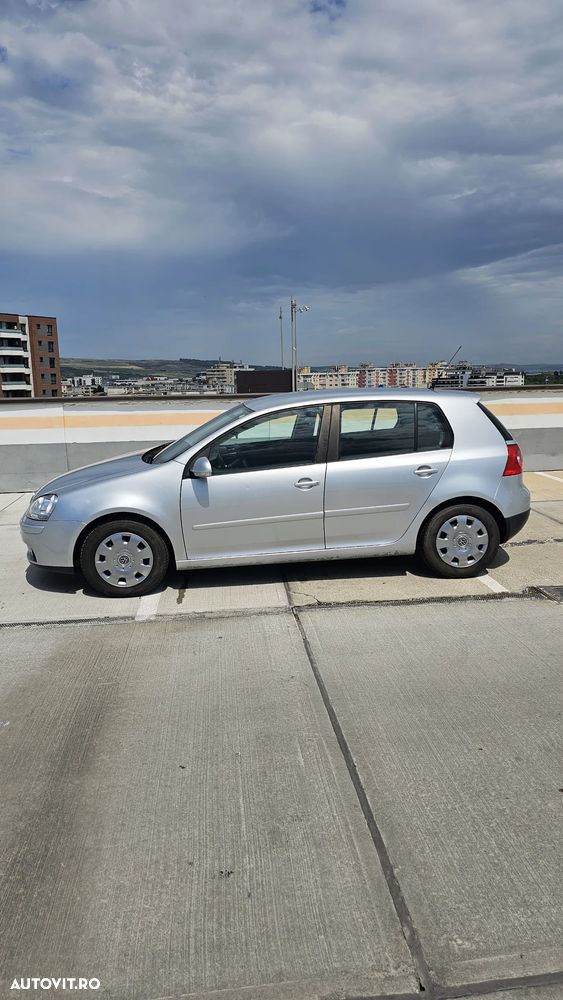 Volkswagen Golf 1.9 TDI Trendline - 4