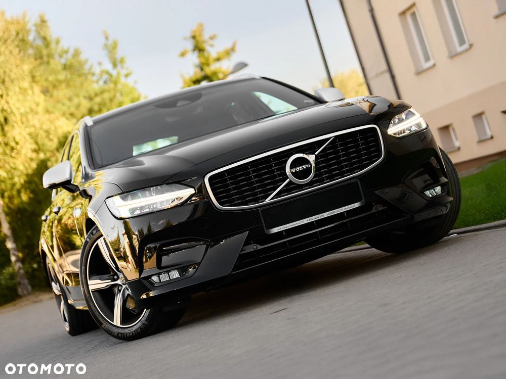 Volvo V90 T4 R-Design - 9