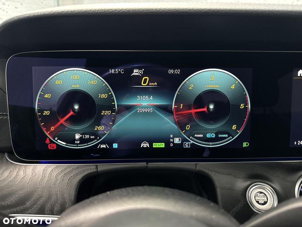Mercedes-Benz CLS 300 d 4Matic 9G-TRONIC AMG Line - 17