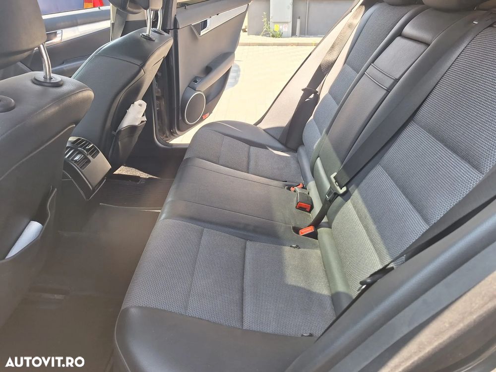 Mercedes-Benz C 180 CGI Automatik BlueEFFICIENCY - 5