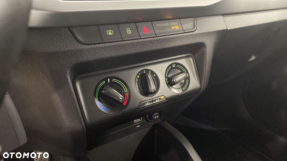 Skoda Fabia 1.0 TSI Ambition - 21