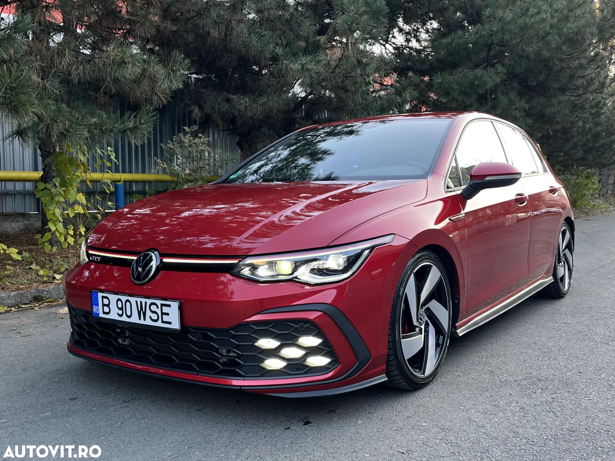 Volkswagen Golf 2.0 TSI DSG GTI - 1