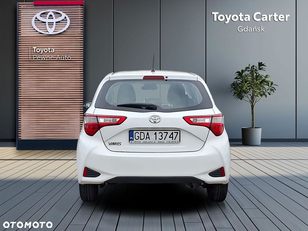 Toyota Yaris 2017 photo 4
