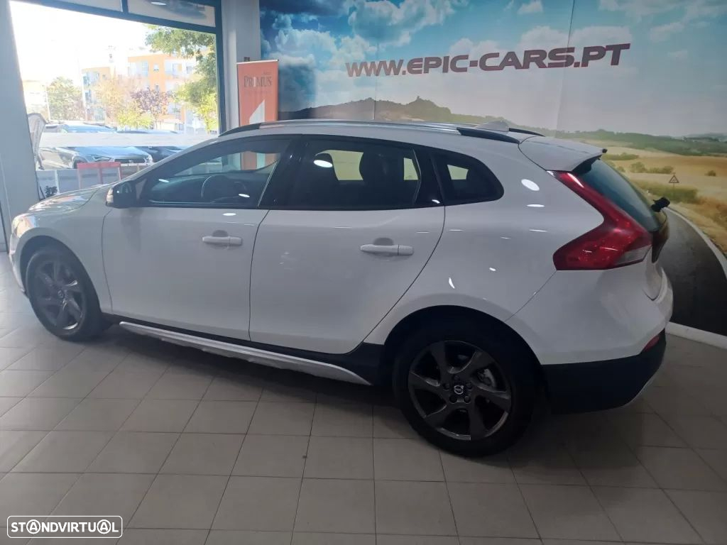Volvo V40 Cross Country 2.0 D2 Kinetic - 5