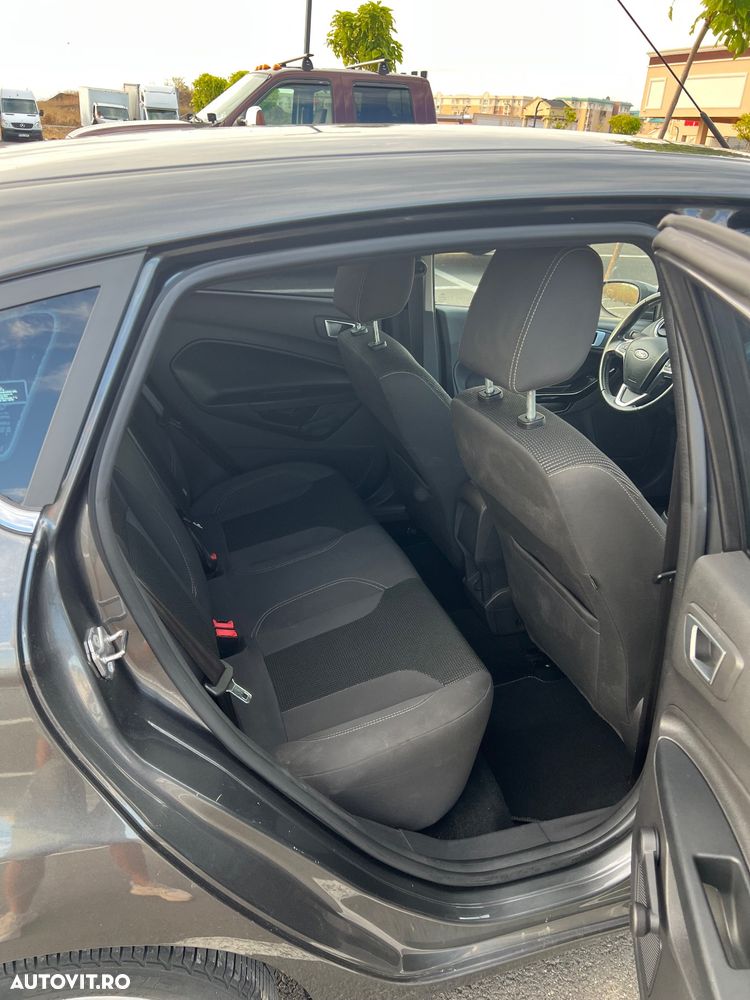 Ford Fiesta 1.5 TDCi Titanium - 16