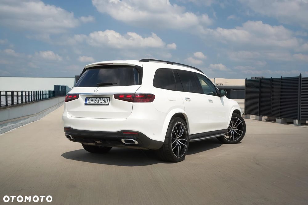 Mercedes-Benz GLS - 11