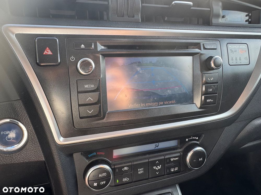 Toyota Auris Hybrid 135 Comfort - 9