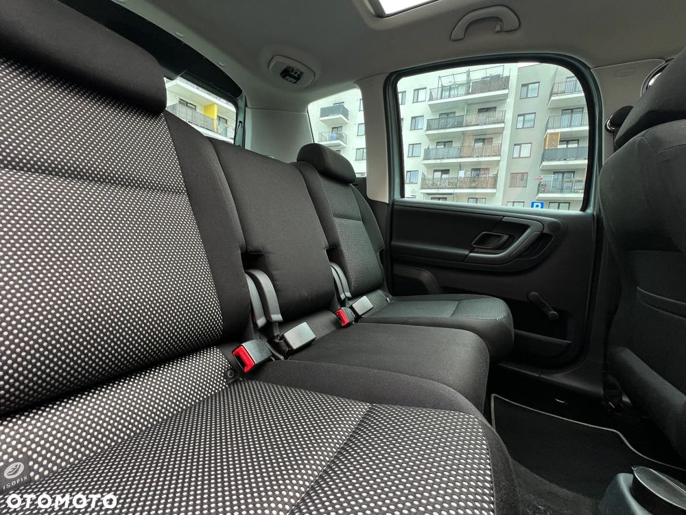 Skoda Roomster 1.4 16V Scout - 18