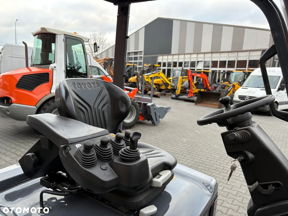 Toyota 8FBMKT20 - 23