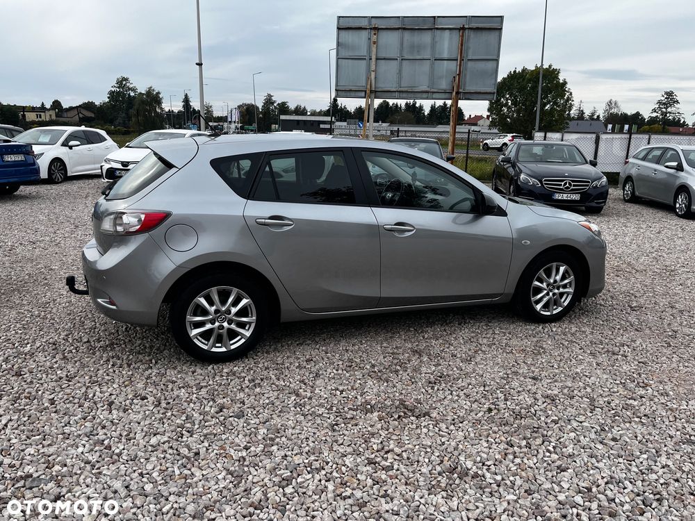 Mazda 3 - 8