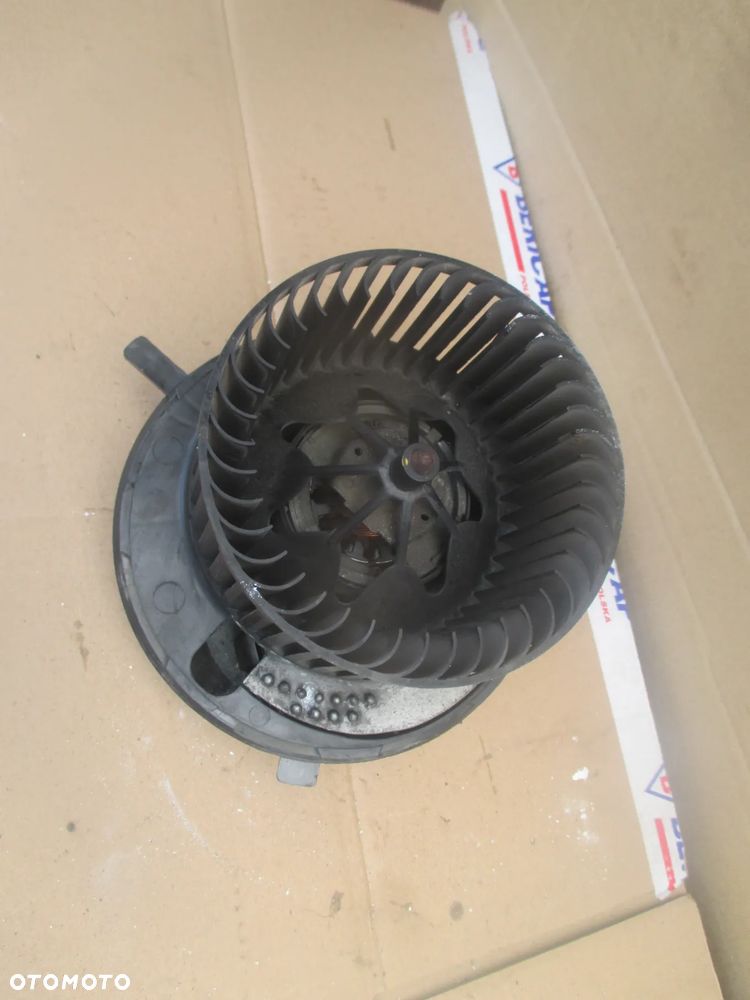 wentylator nawiewu Touran Caddy F983228M 1K1820015C - 3