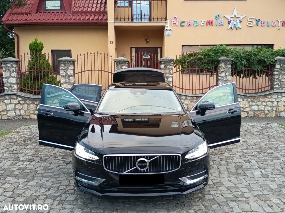 Volvo S90 - 2