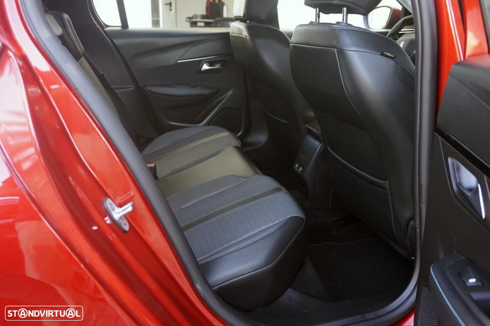 Peugeot 208 1.2 PureTech Allure EAT8 - 4