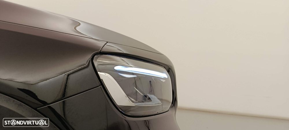 Mercedes-Benz GLB 180 d - 31