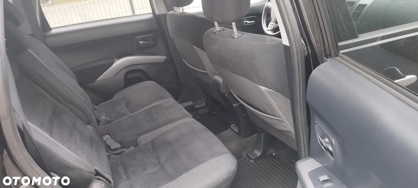 Mitsubishi Outlander 2.0 DID Intense - 5