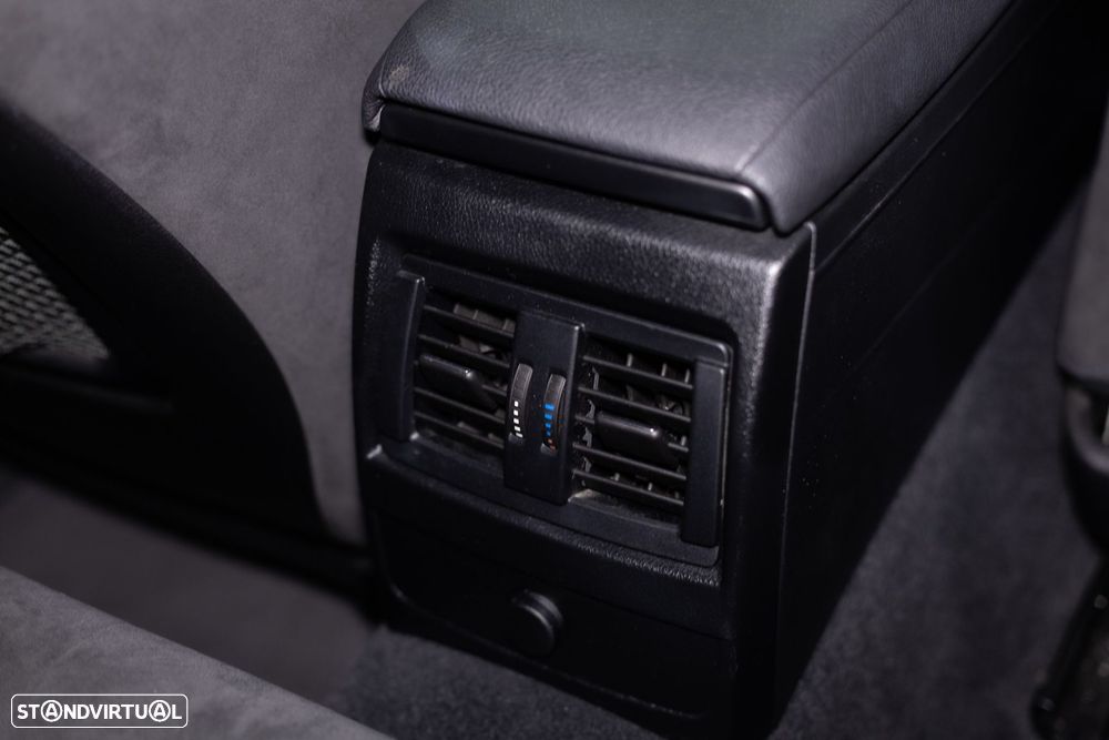 BMW 120 d Pack M Auto - 24