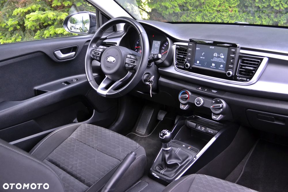 Kia Rio - 19