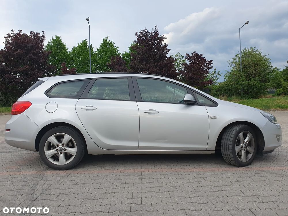 Opel Astra 2.0 CDTI Sport - 4