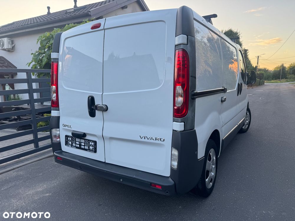 Opel Vivaro - 2
