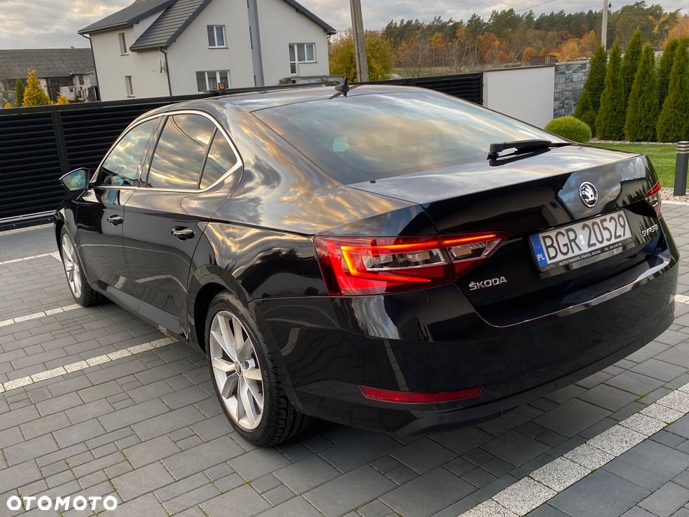 Skoda Superb 2.0 TDI L&K - 7