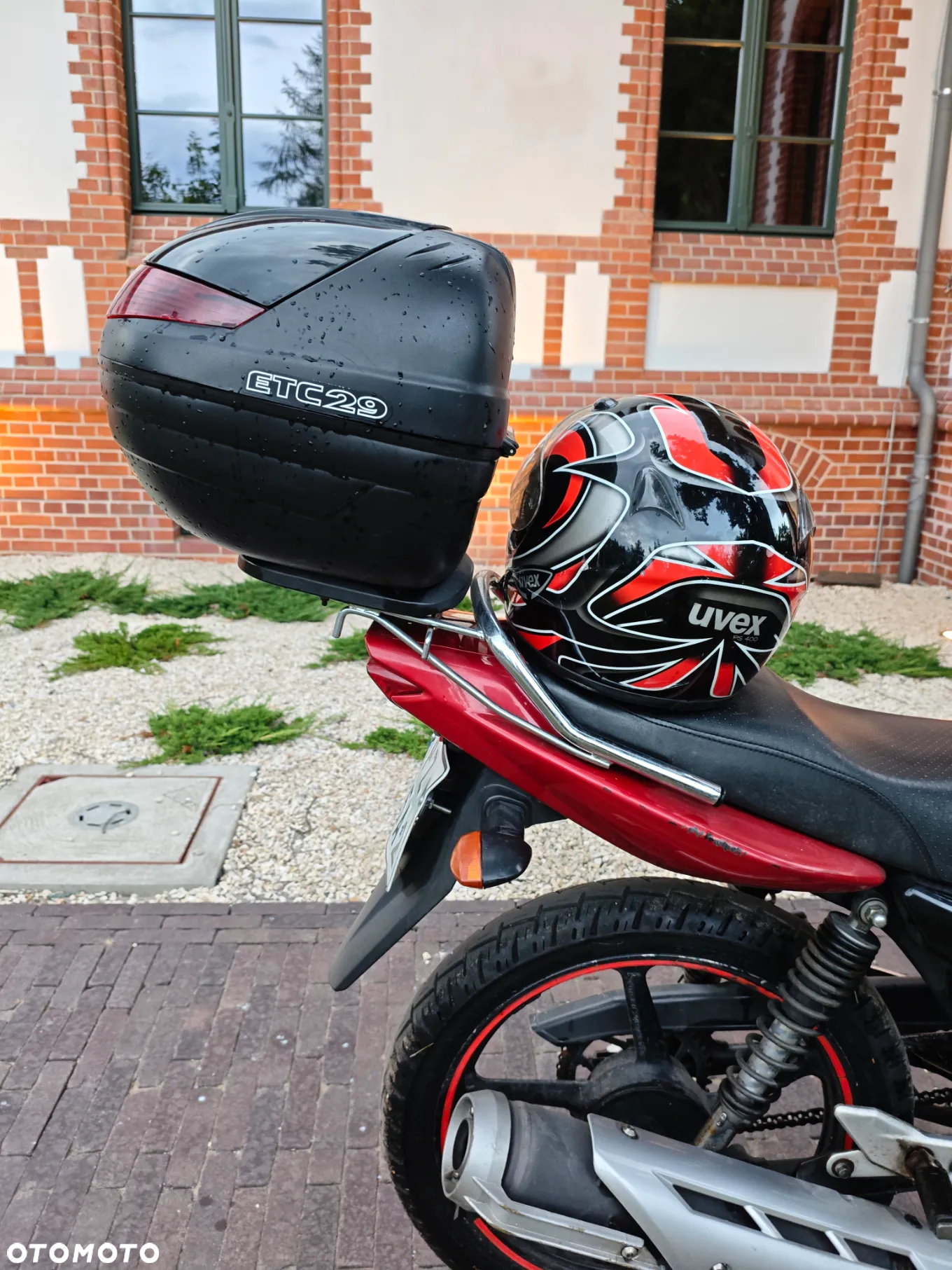 Yamaha YBR - 6