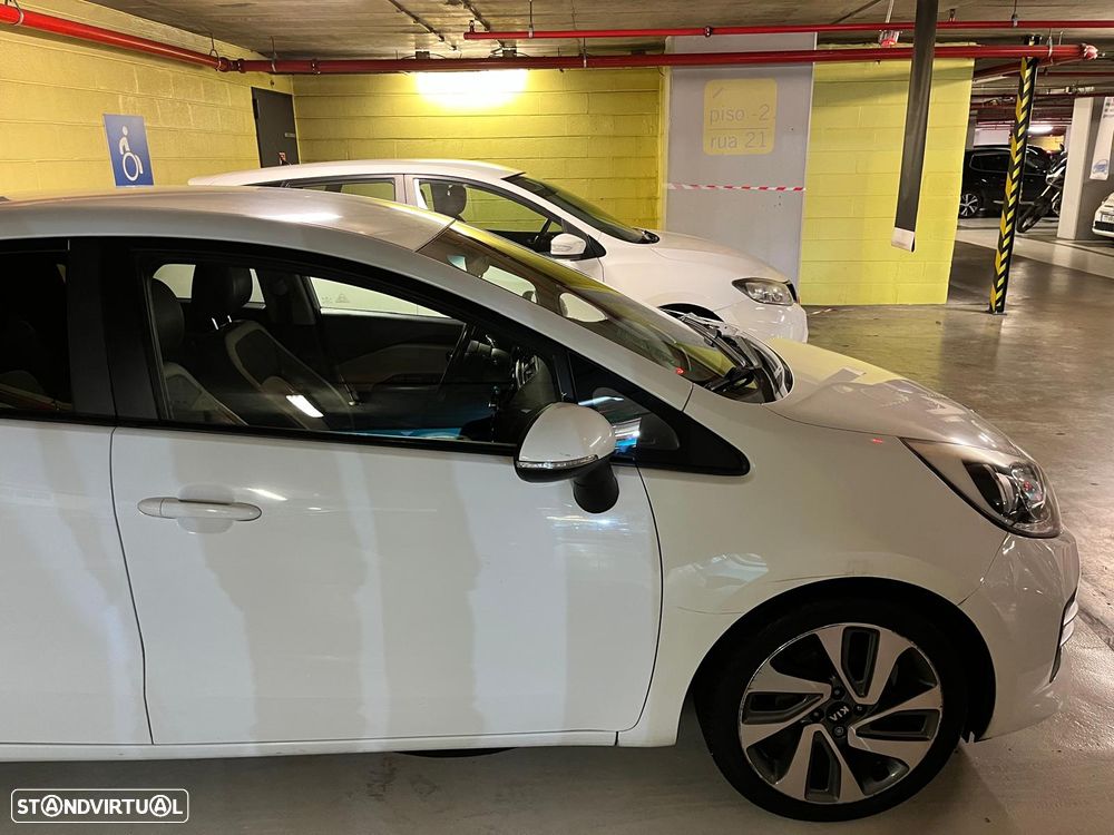 Kia Rio 1.1 CRDi Prime Edition - 2