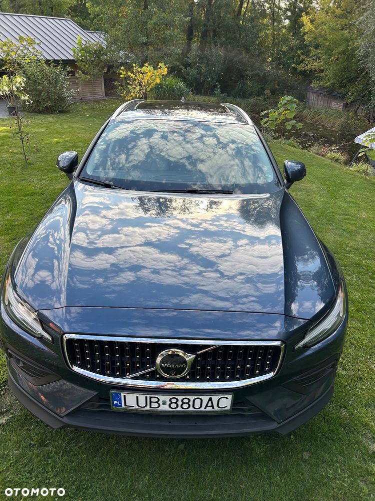 Volvo V60 Cross Country - 24