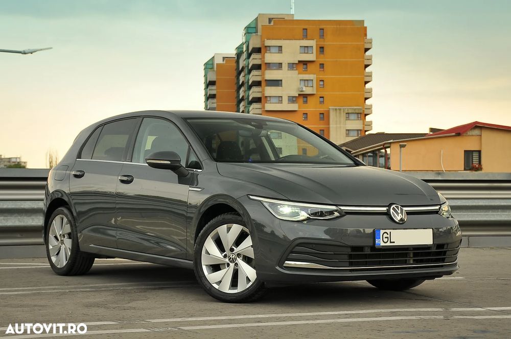 Volkswagen Golf 1.5 eTSI ACT DSG MHEV Style - 1