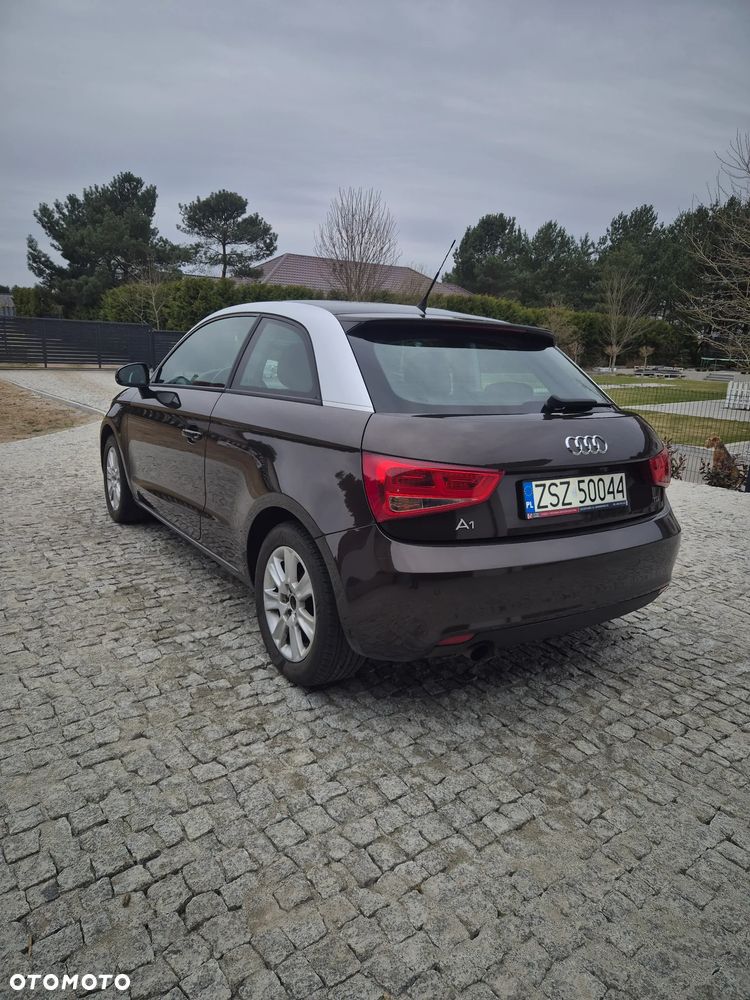 Audi A1 3-drzwiowe 1.6 TDI admired - 4