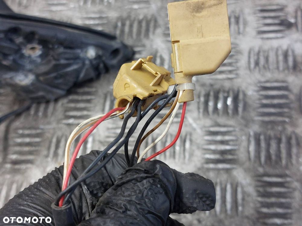 LUSTERKO LEWE + PRAWE ELEKTRYCZNE AUDI A4 B6 LY7W 5 PIN EU - 9