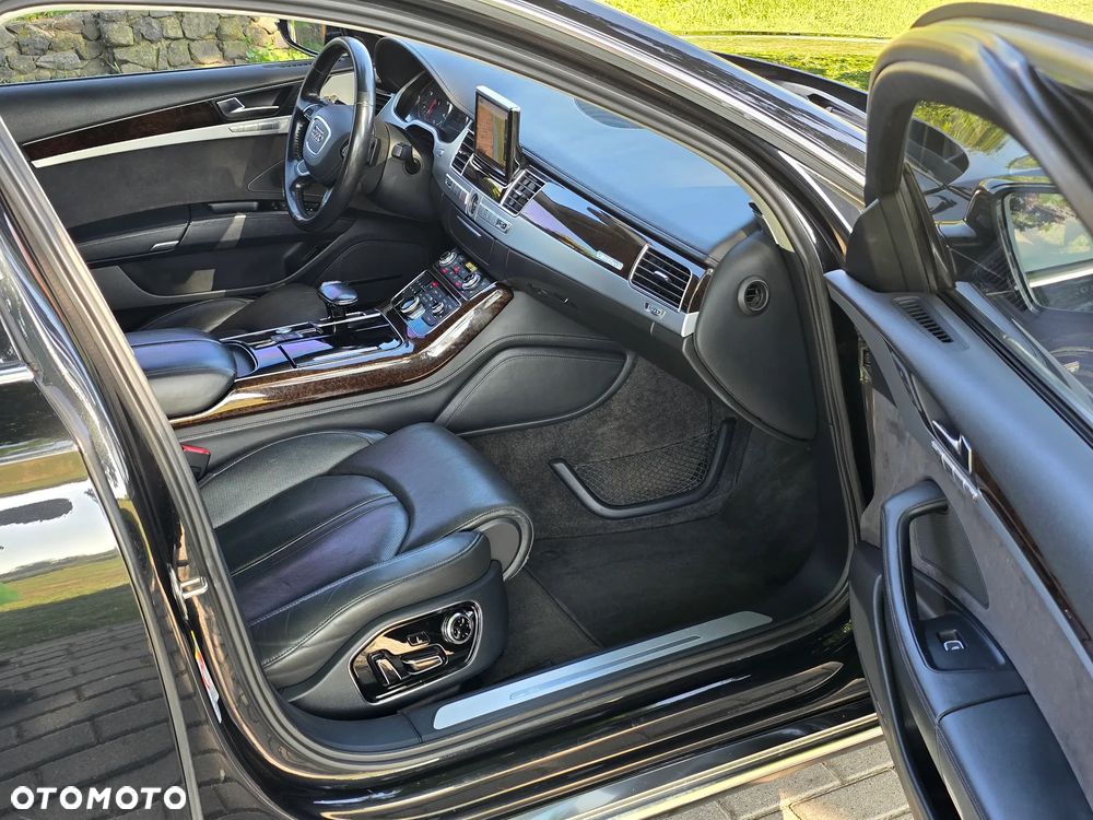 Audi A8 4.2 TDI L Quattro - 11