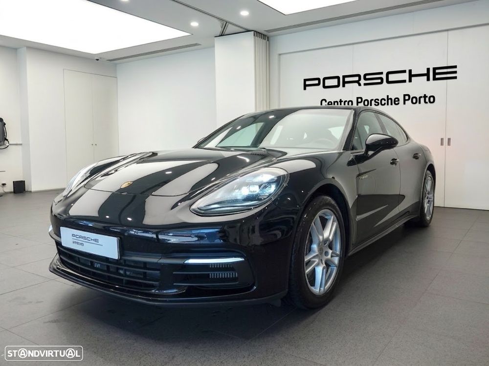 Porsche Panamera 4 E-Hybrid - 1