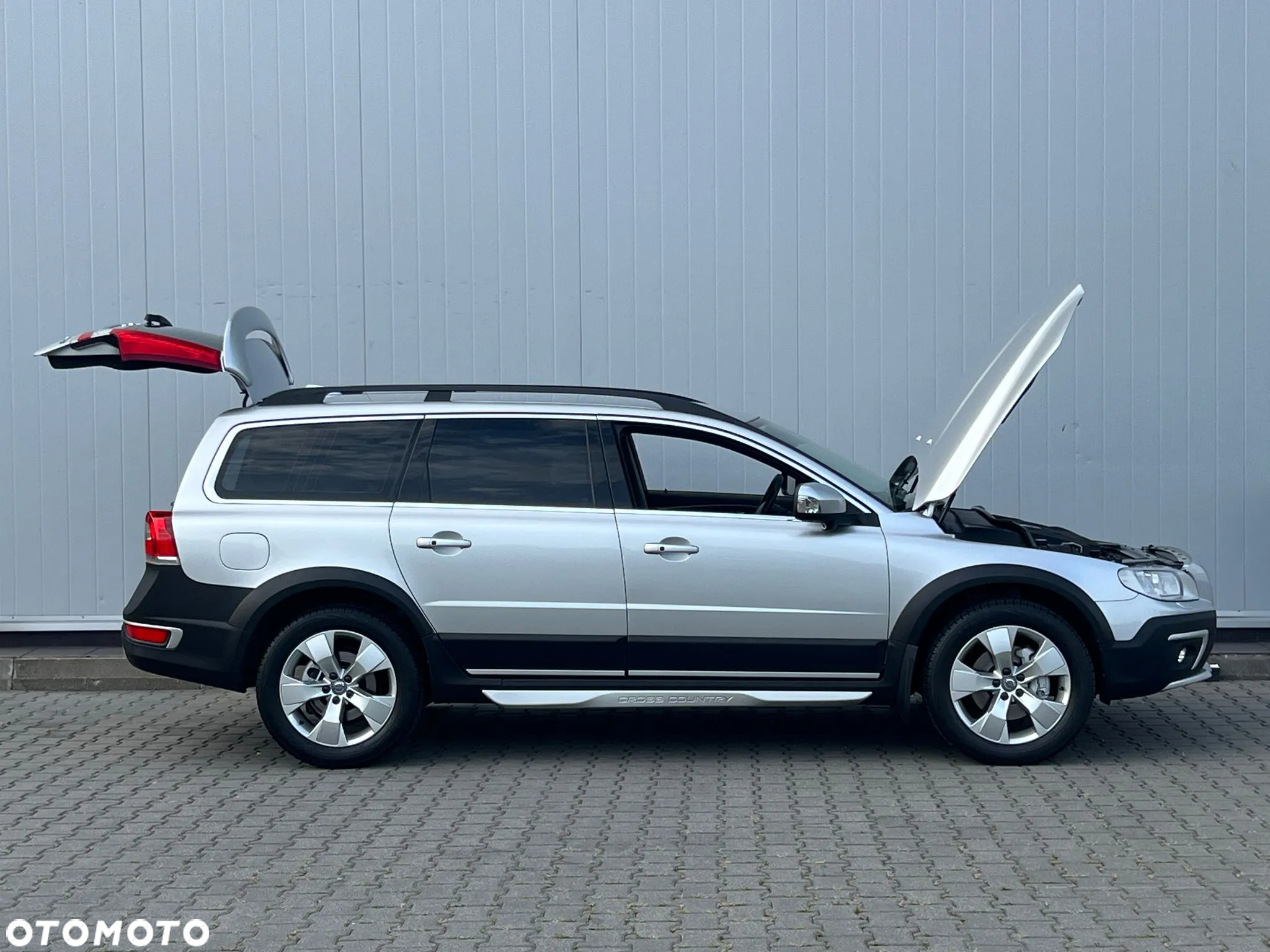 Volvo XC 70 D5 AWD Dynamic Summum - 11