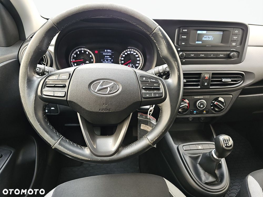Hyundai i10 - 12