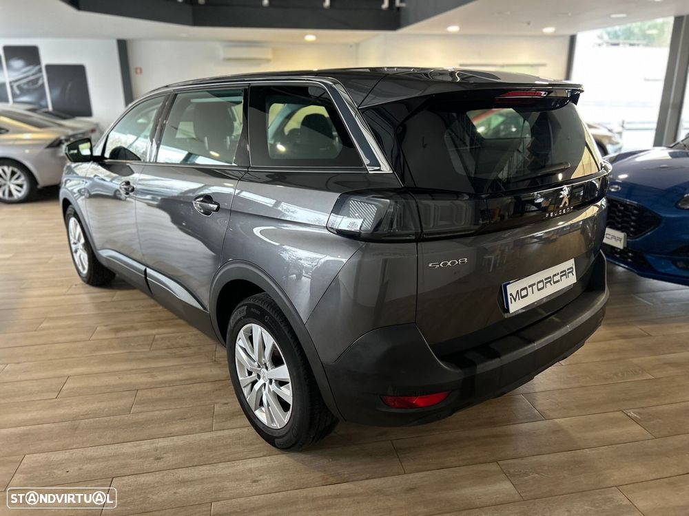 Peugeot 5008 - 4