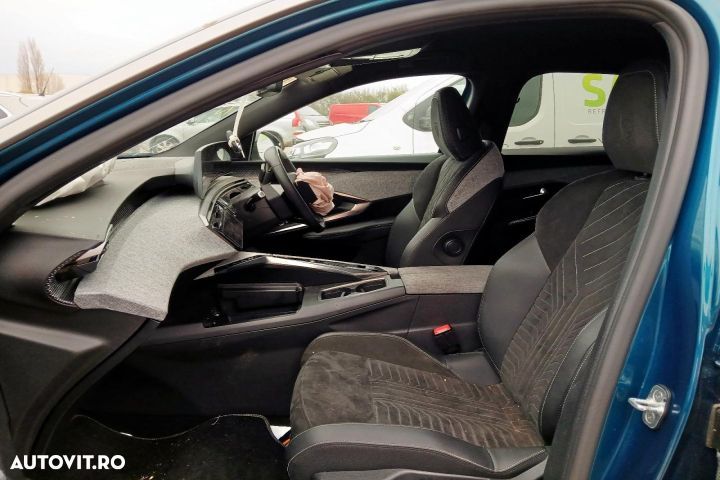 Dezmembrez Peugeot 3008 3 [2023 - 2026] Crossover e-3008 73 kWh (213 - 5