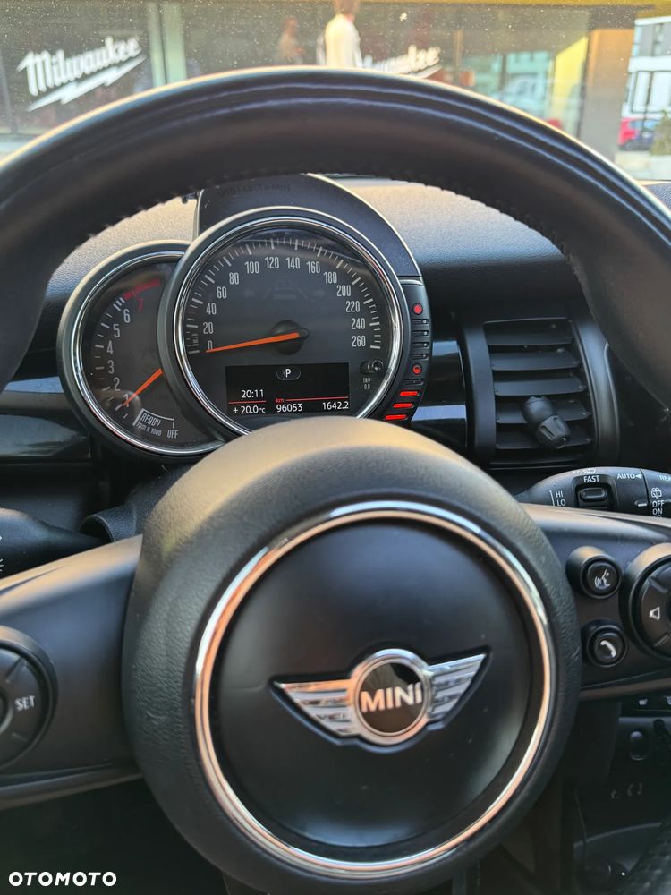 MINI Cooper Standard - 8