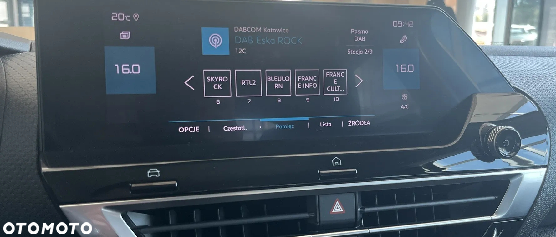 Citroën C4 PureTech 130 Stop&Start SHINE - 26