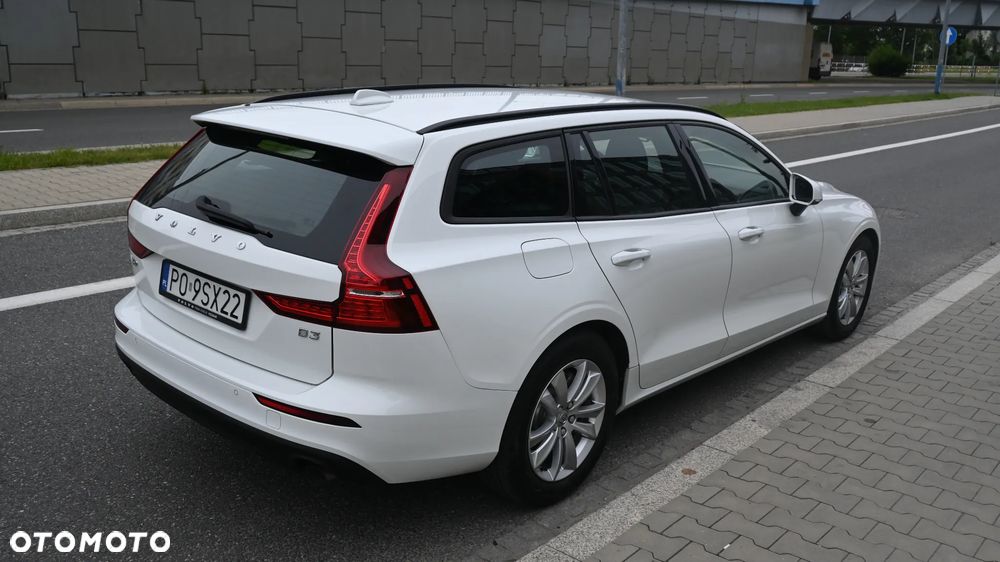 Volvo V60 B3 B Momentum Pro - 5
