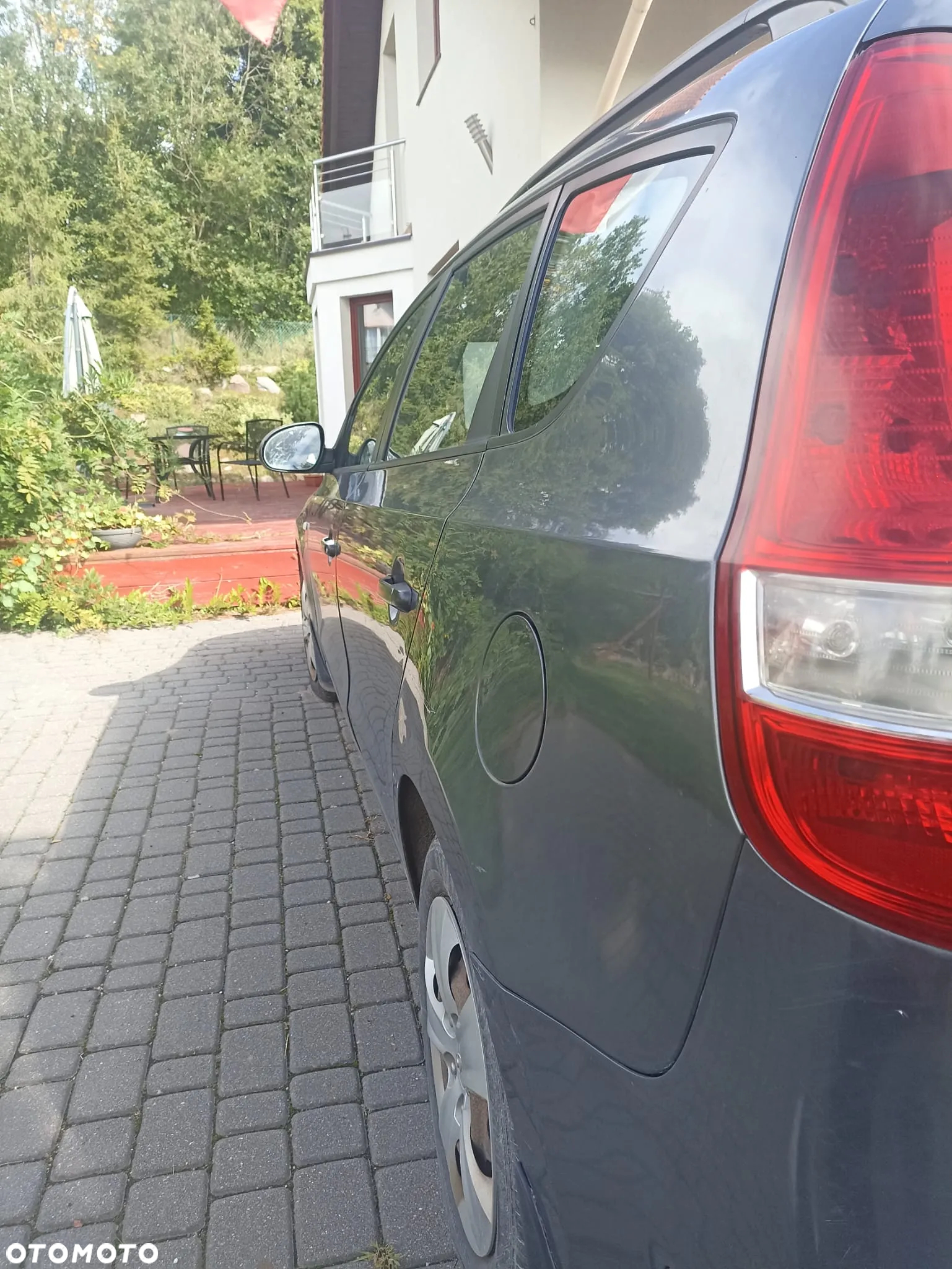 Hyundai i30 1.6 CRDi Base + - 5