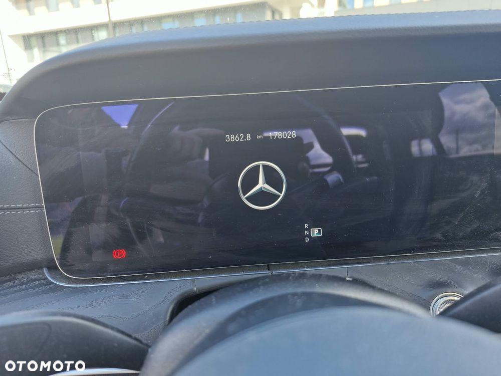 Mercedes-Benz Klasa E 220 d 4-Matic AMG - 5
